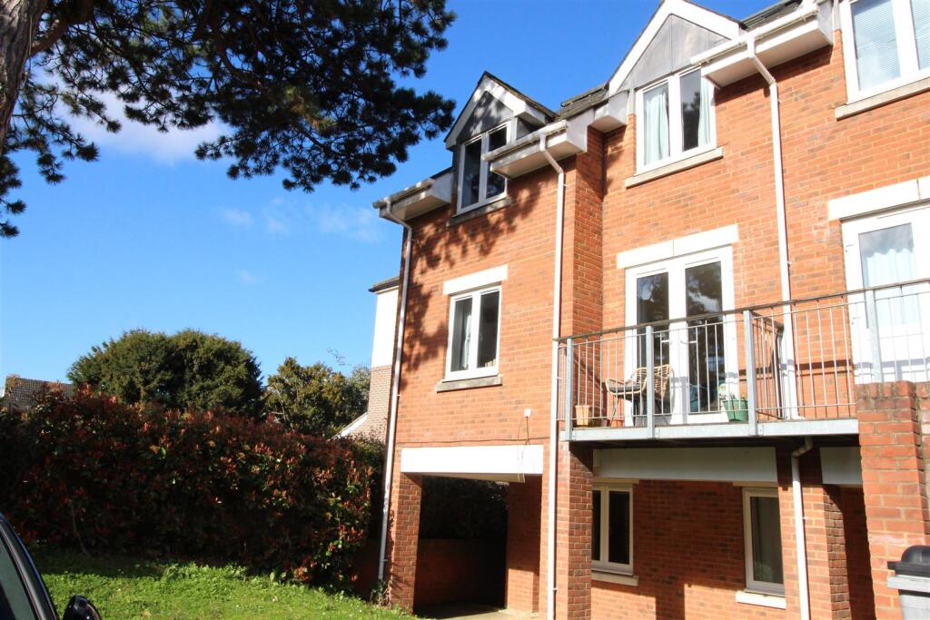 Main image of property: Sanders Place, Walsworth Road, Hitchin