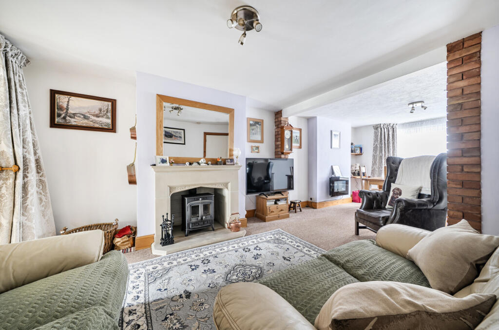 House in Taunton - View 4