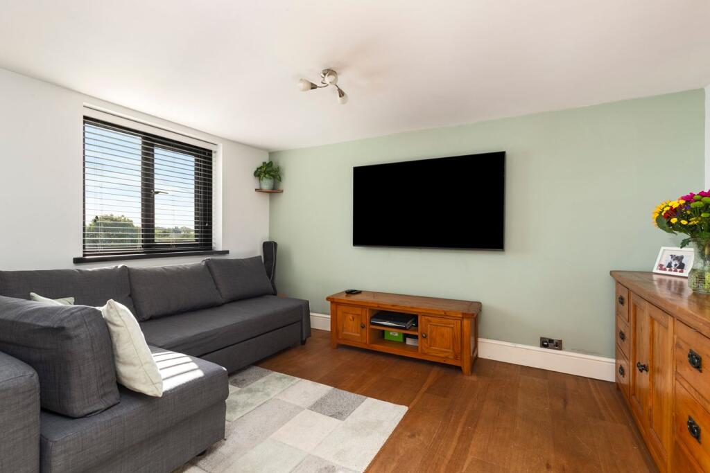 House in Swansea - View 5