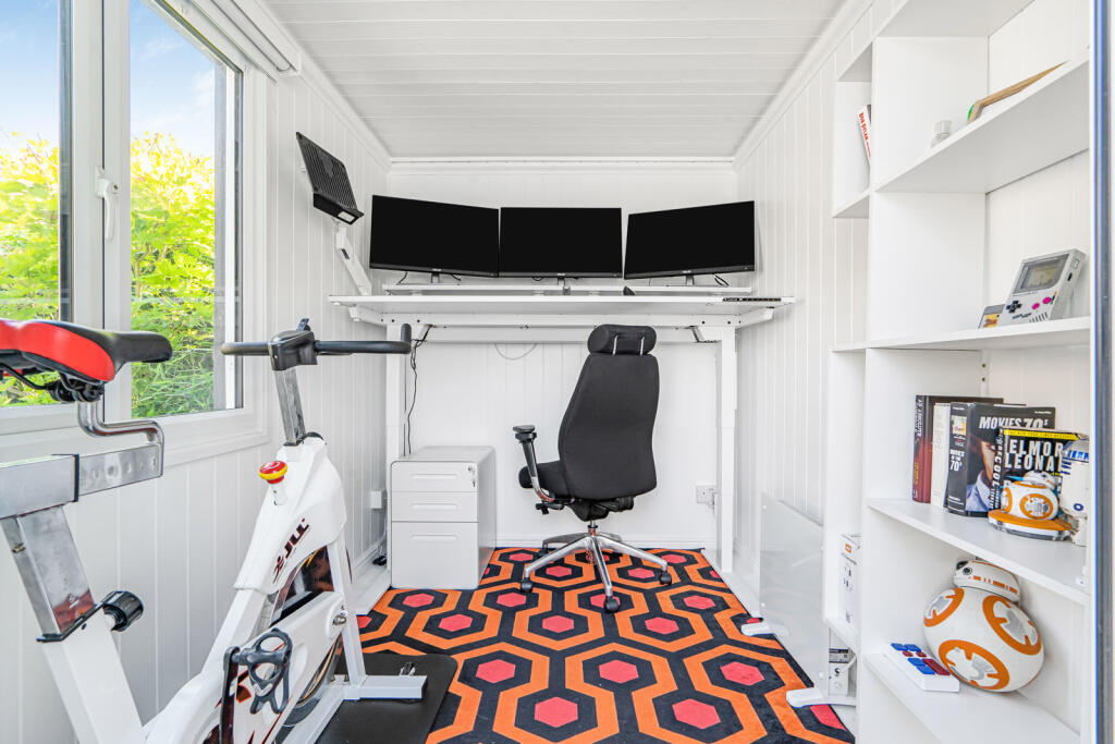 House in Kingston upon Thames - View 5