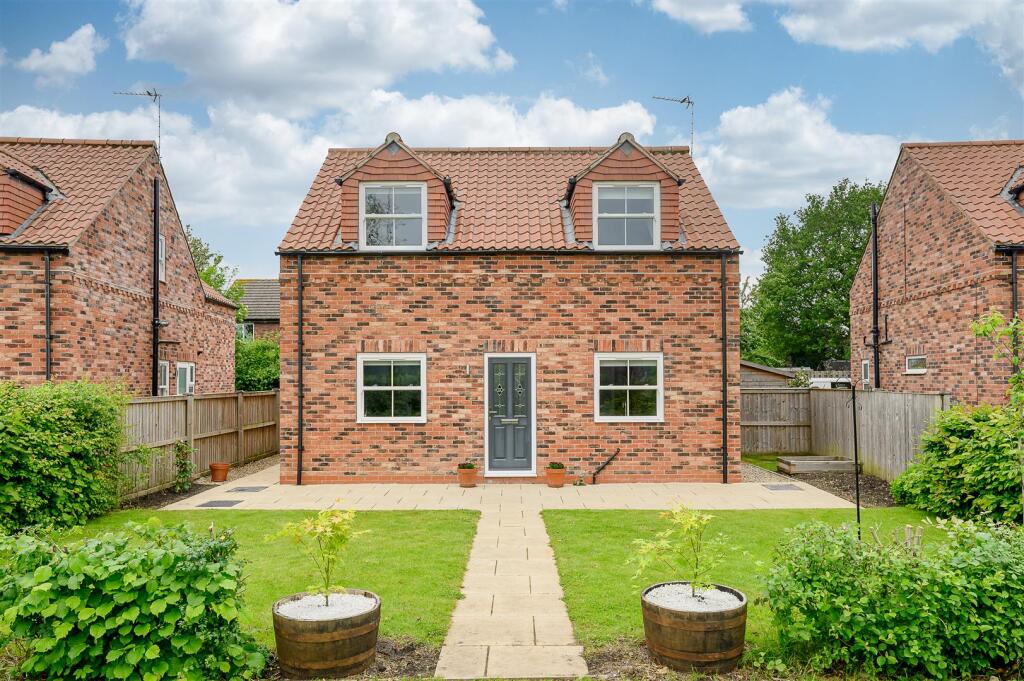 Main image of property: Broadway, Fulford, York, YO10 4JY