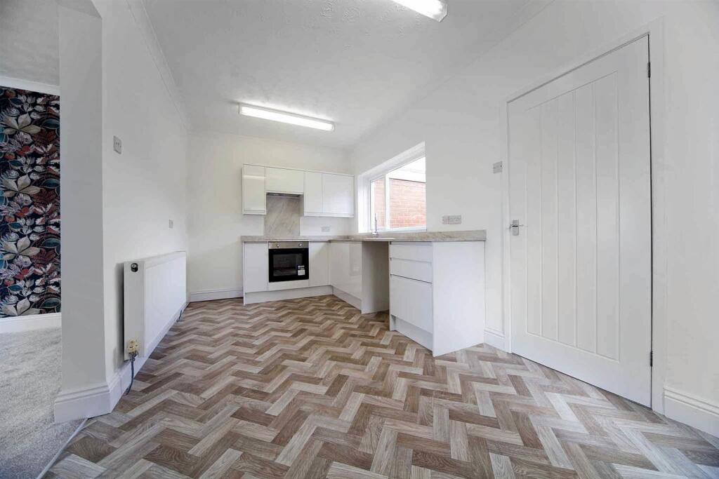 Davis Terrace, Peterlee photo 5