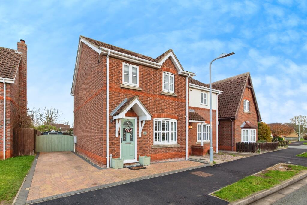 3-bed terraced on Godson Avenue, Heckington, Sleaford, £220,000