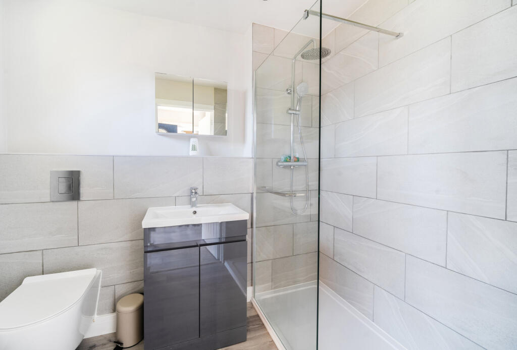 Windermere Road, Hatherley, Cheltenham, Gloucestershire, GL51 - View 6