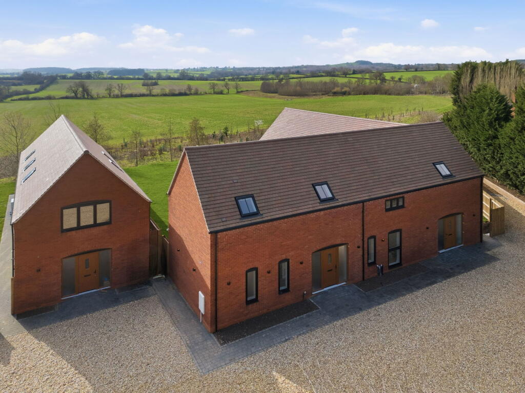 Additional image 13 of VALE VIEW, Wawensmere Road, Wootton Wawen, Henley-In-Arden, Warwickshire, B95 6BW