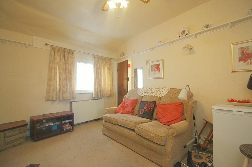 Dracup Road, Great Horton, Bradford, BD7 photo 3