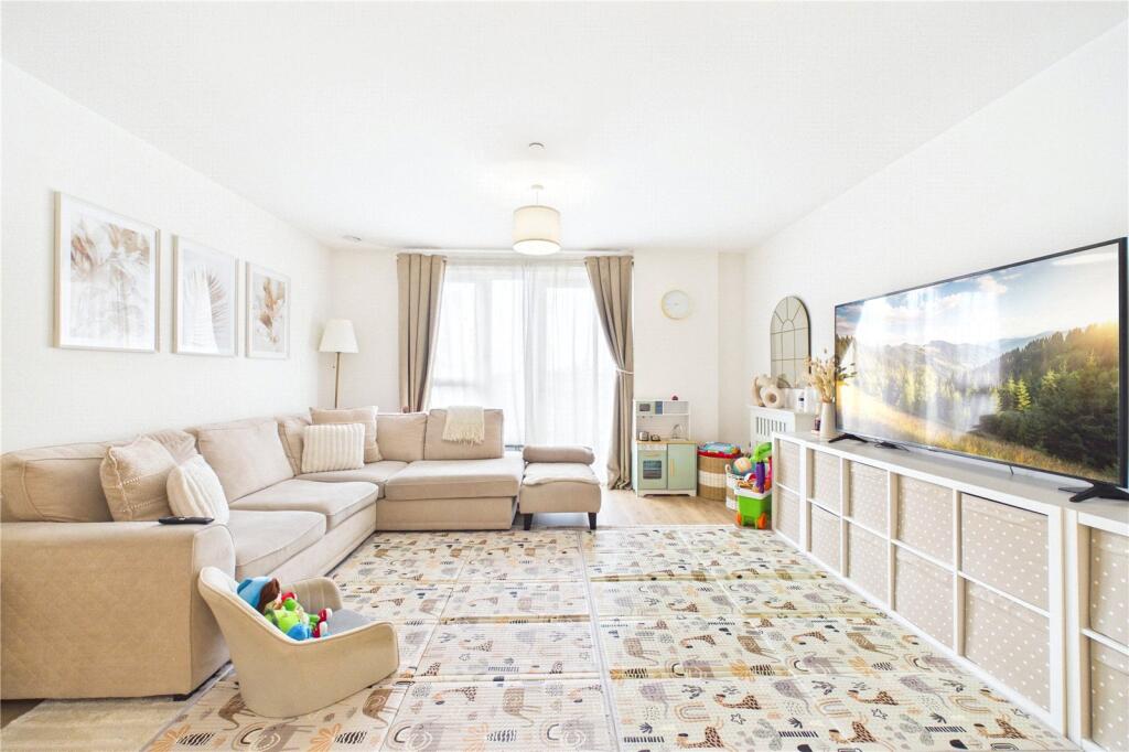 Main image of property: Chapman House, 17 Shipbuilding Way, E13