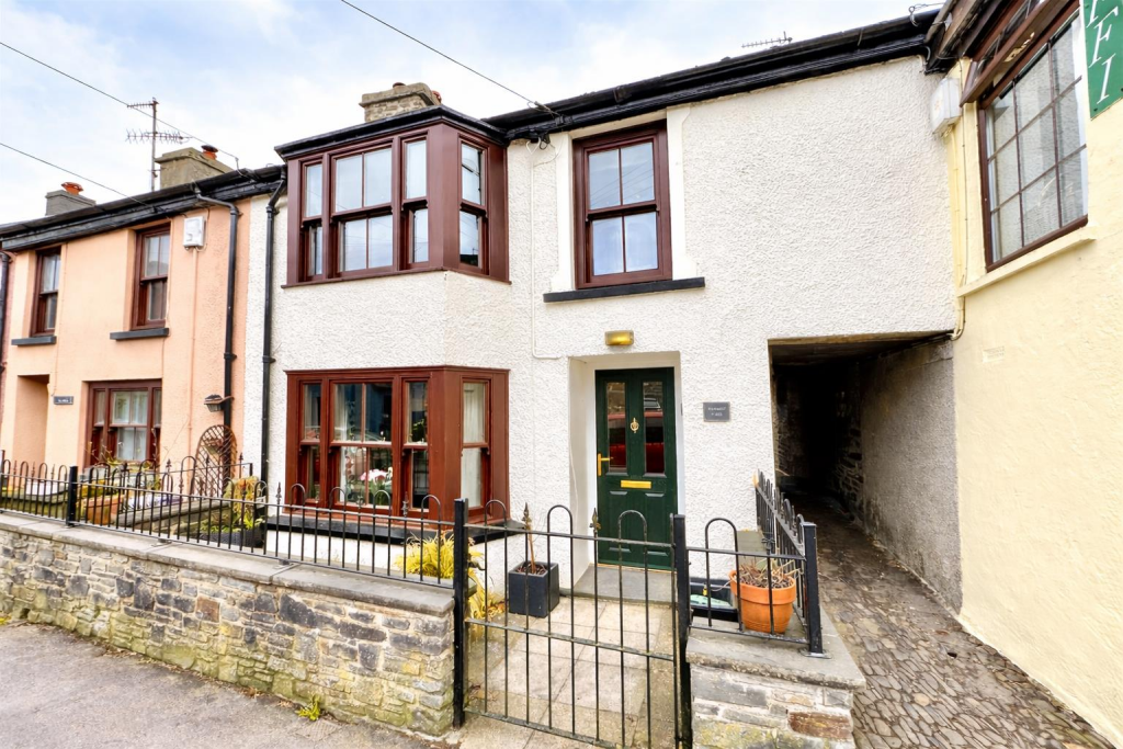 Main image of property: Chapel Street, Tregaron