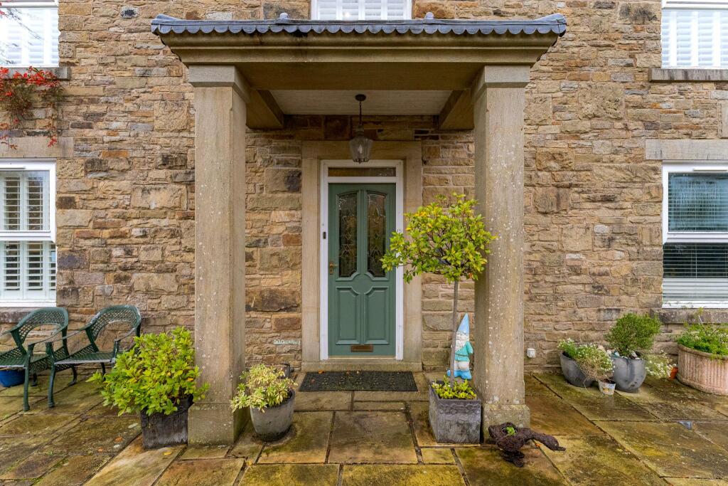 House in Bolton, Greater Manchester - View 2