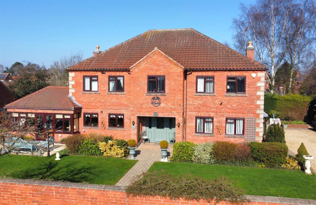 Main image of property: Cruachan, Queen Street, Balderton, Newark