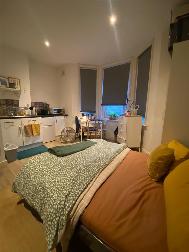 Main image of property: 10 Eldon Place, Westbourne, Bournemouth