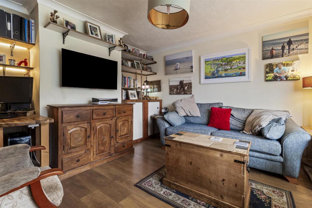 Limbrick Lane, Goring-By-Sea, Worthing photo 2