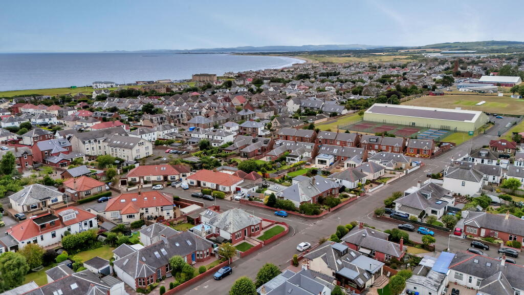 Whinfield Avenue, Prestwick, South Ayrshire, KA9 photo 4