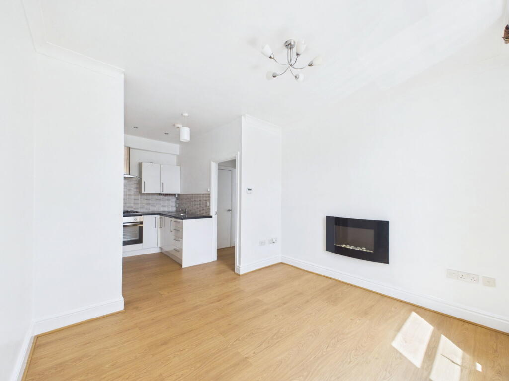 Apartment in Torquay - View 4