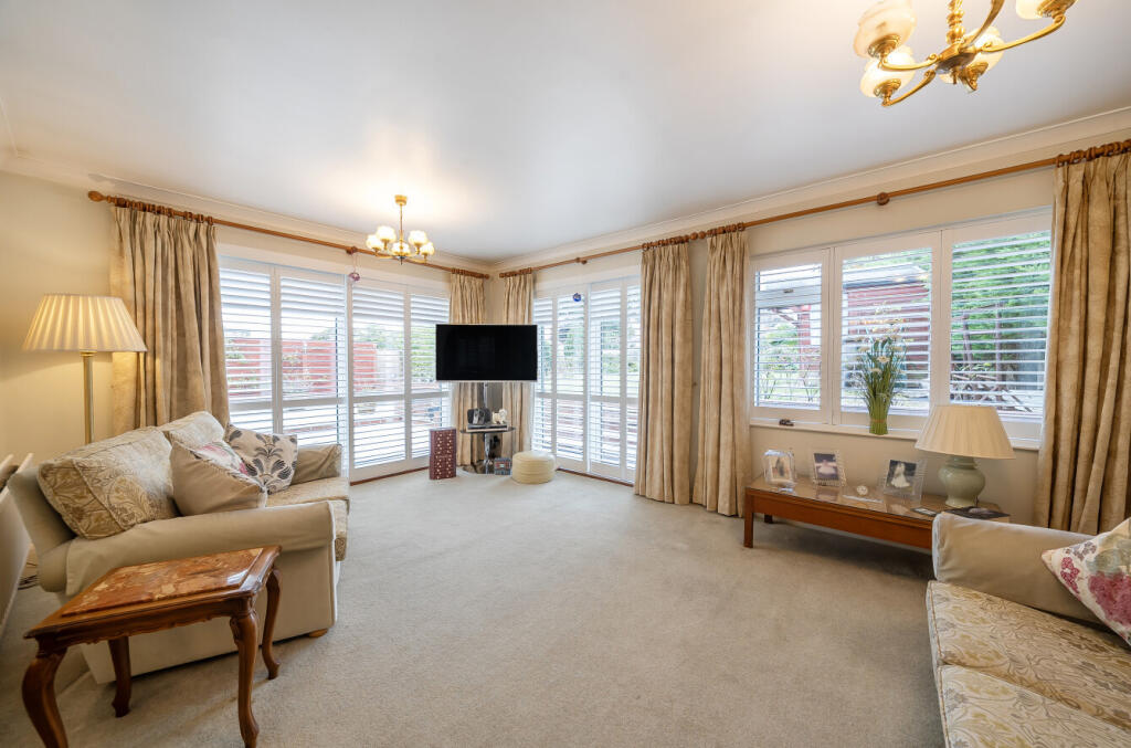 House in Dunstable, Central Bedfordshire - View 4