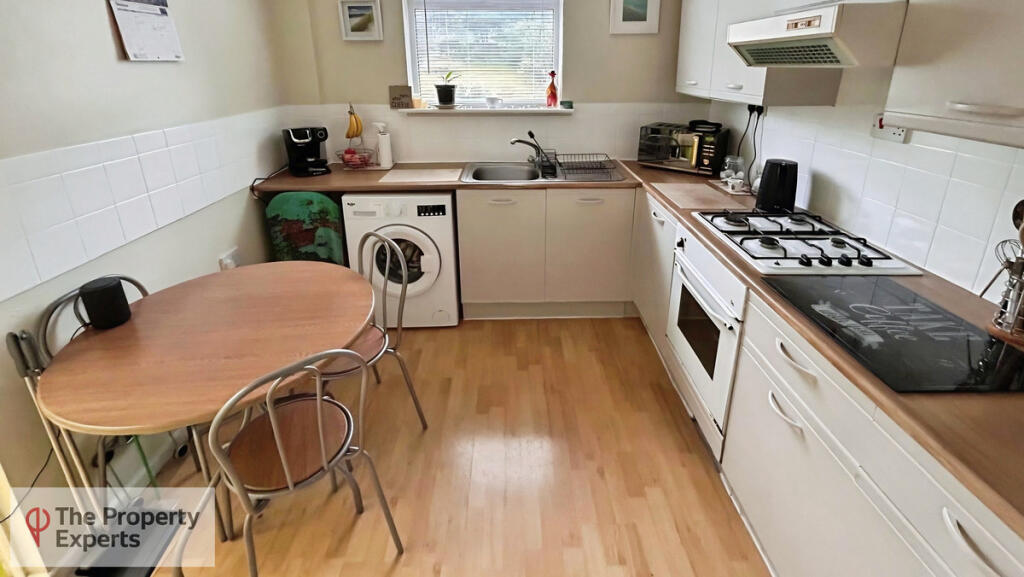 Pomphlett Road, Plymouth, PL9 photo 4