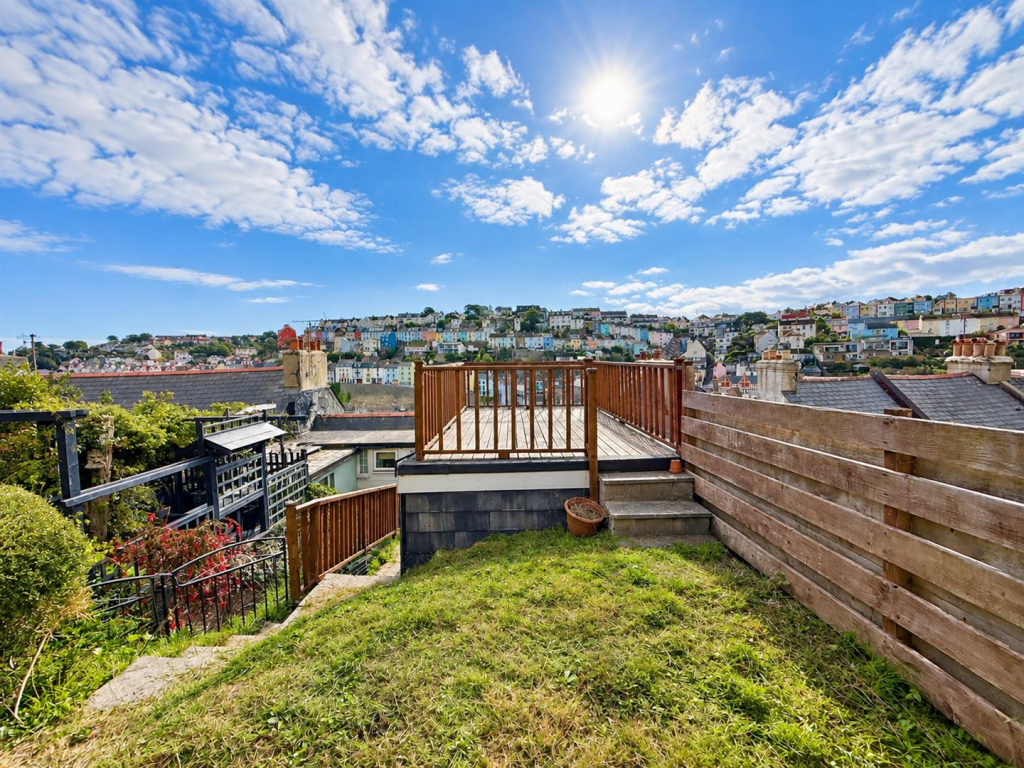 House in Brixham, Parkham Hill - More