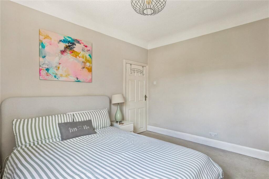 Apartment in London, Summerstown - More