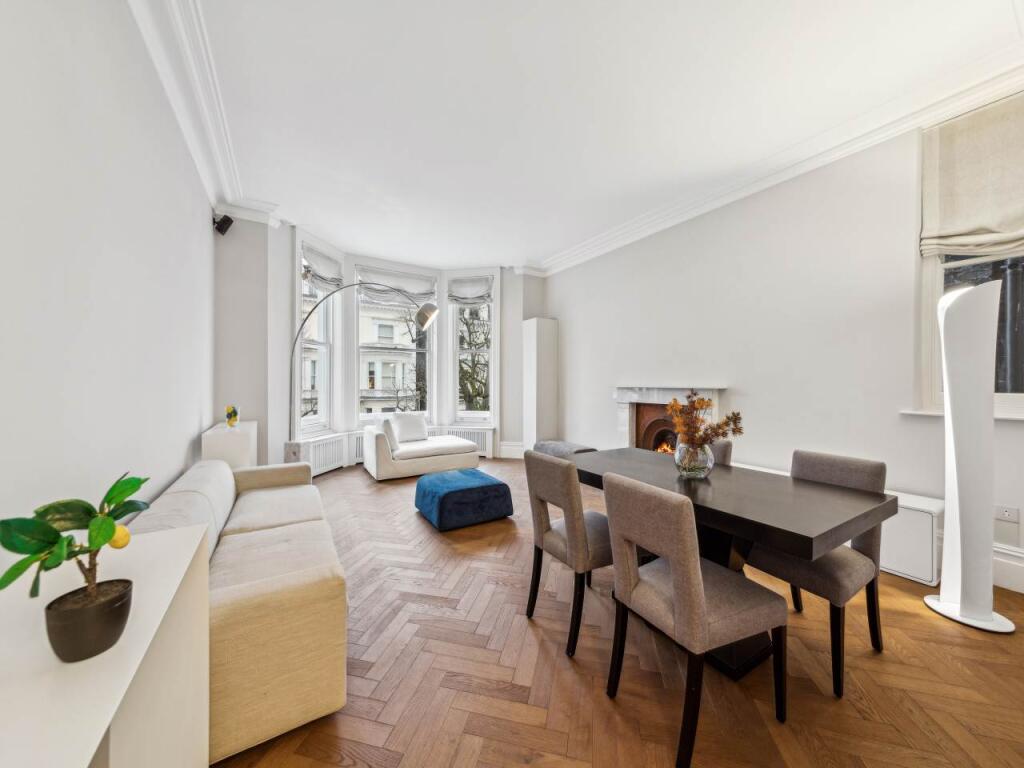 Main image of property: Holland Park, Holland Park, London, W11, 