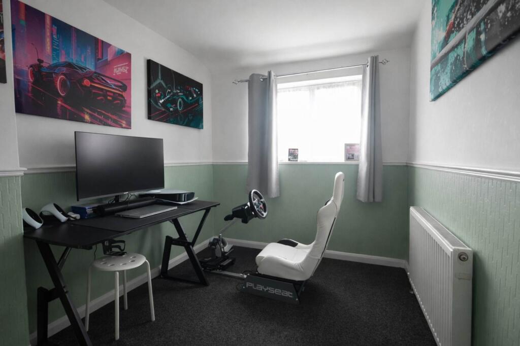 Additional image 9 of Hare Lane, Hatfield