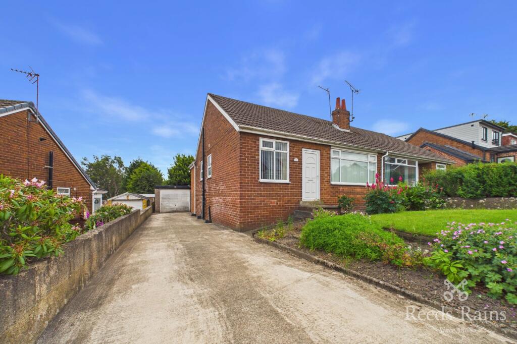 Main image of property: Manor Farm Drive, Churwell, Leeds, West Yorkshire, LS27
