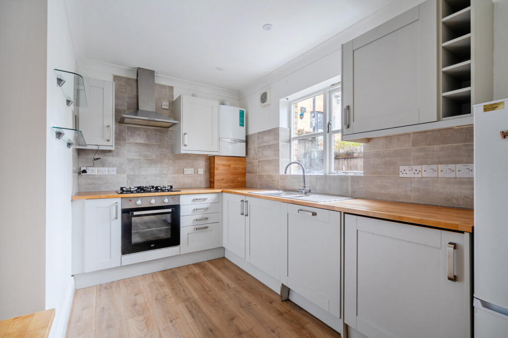 Apartment in London - View 4