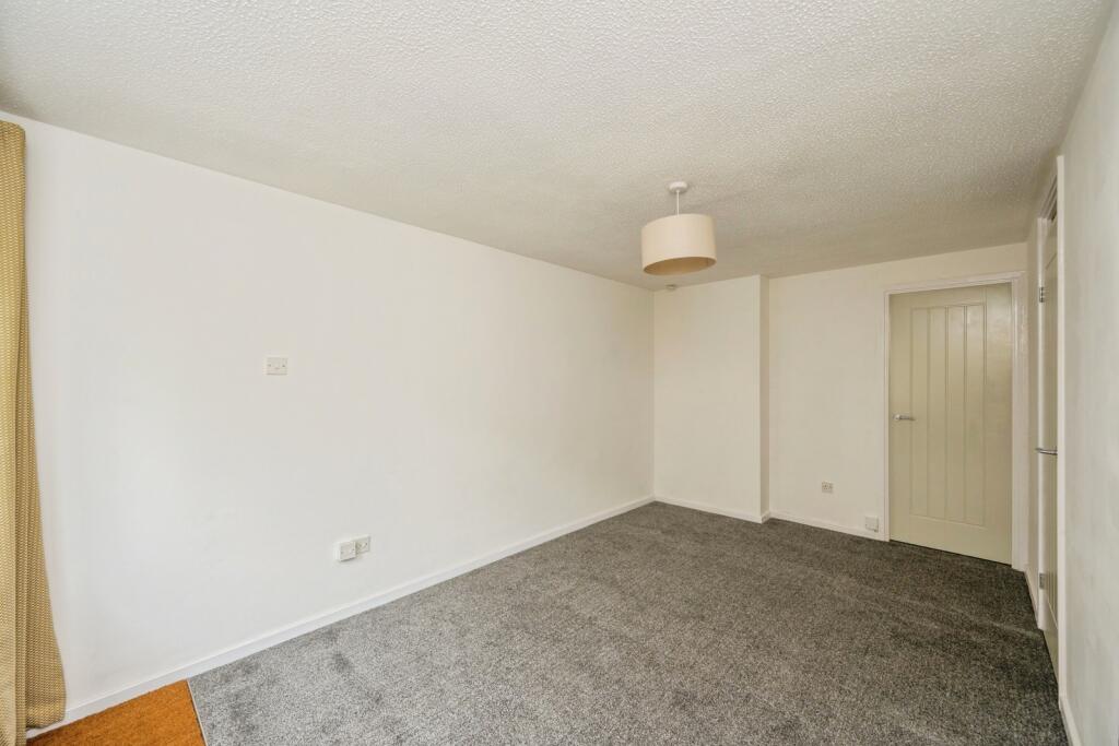 Apartment in Lichfield - View 5