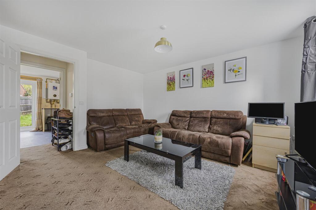 Pippin Grove, Shinfield, Reading photo 2
