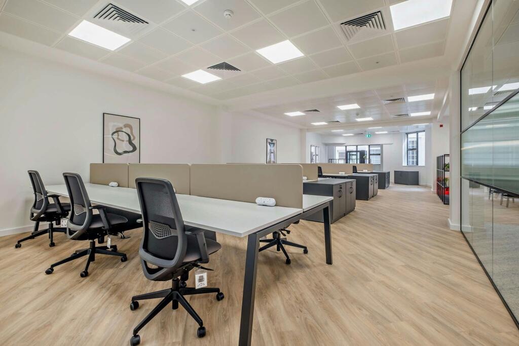 8558429-interior03-800.jpg