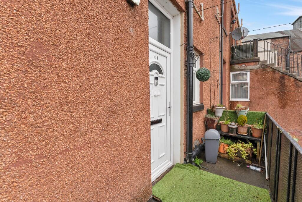 101, High Street, Cowdenbeath, Fife, KY4 photo 2