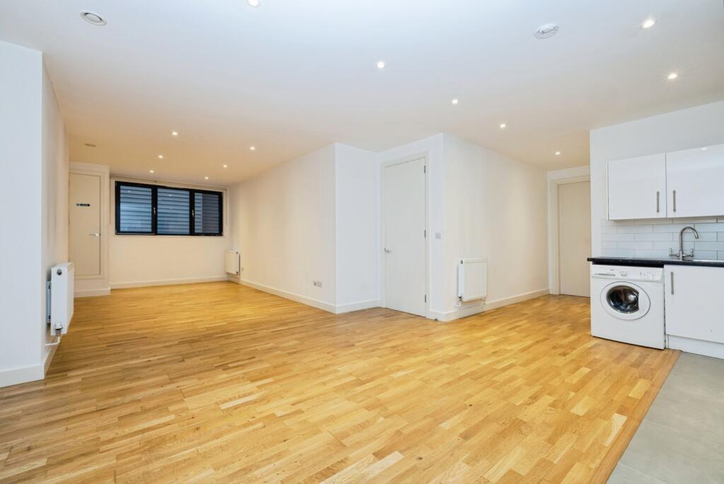 Main image of property: Manningtree Street, Aldgate, London, E1
