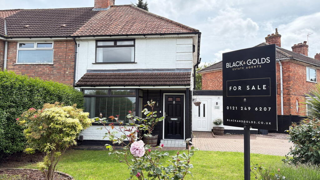 Main image of property: Sandmere Road, Birmingham, B14 4HU