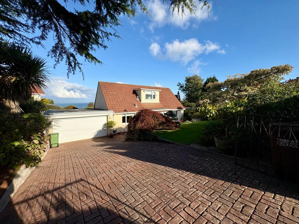 House in Torquay, St Marychurch - View 2