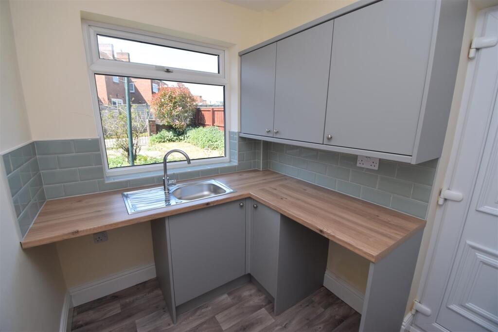 Broom Road, Ferryhill photo 4