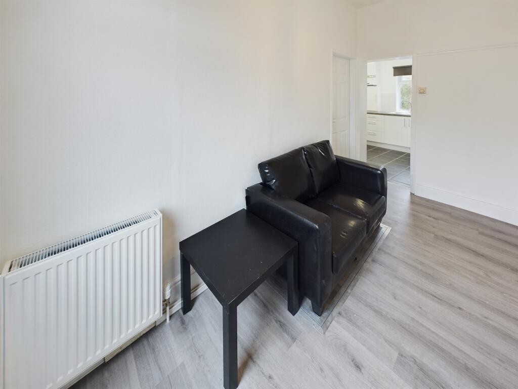 1 bedroom ground floor flat for rent