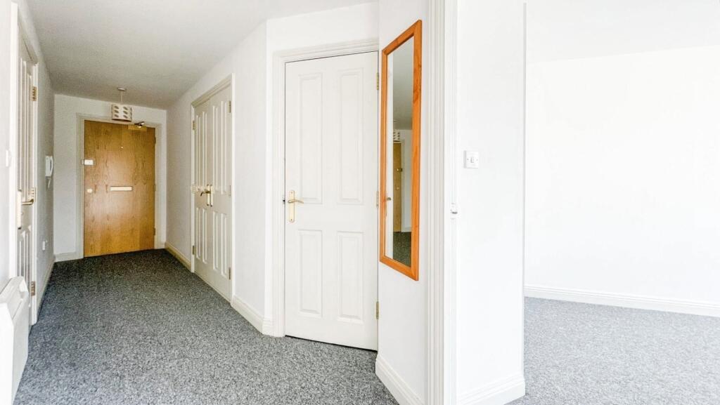Apartment in Bristol, Wapping Wharf, Southville - View 4