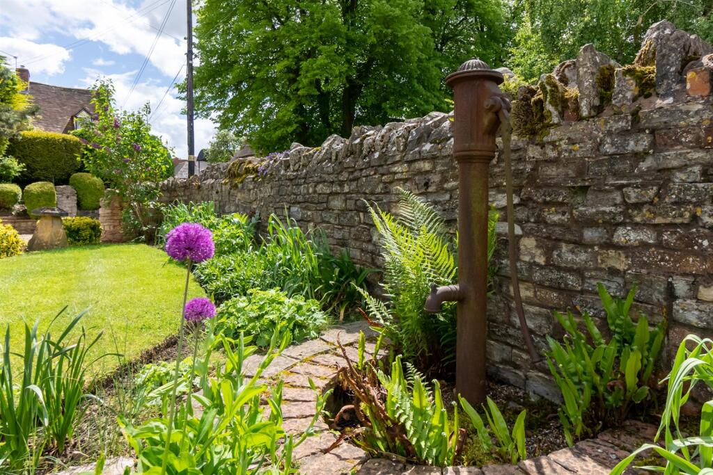 Additional image 35 of Walcote, Alcester