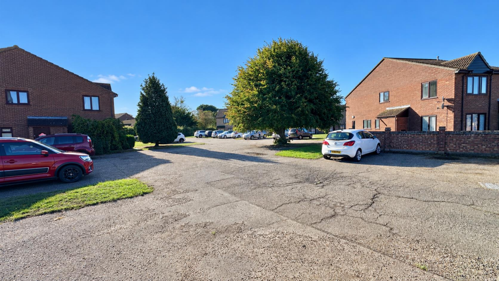 Apartment in Colchester - View 4