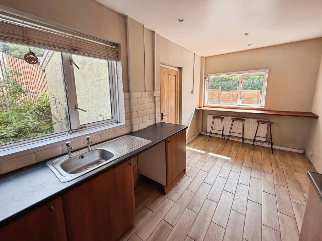 House in Swansea, Pelenna - View 5