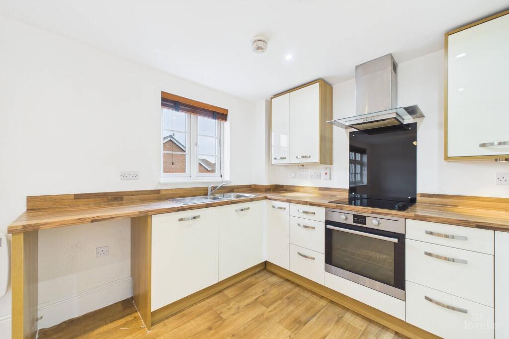 Jubilee Place, Barton-upon-Humber, North Lincolnshire, DN18 photo 4