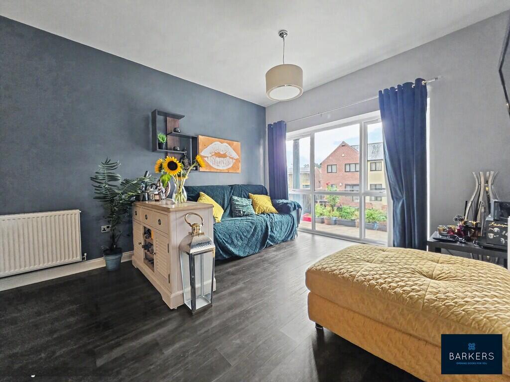 College Street, Birstall photo 5