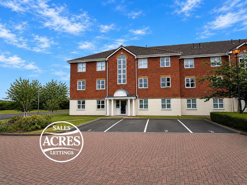 Main image of property: Wyndley Close, Four Oaks, Sutton Coldfield