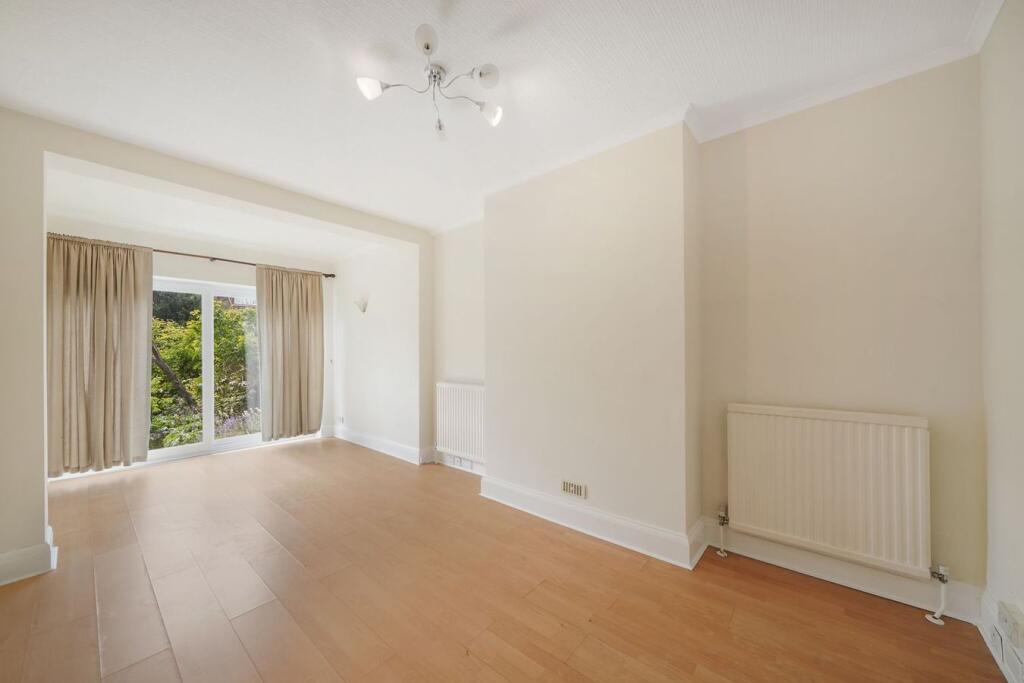 House in Harrow - View 3