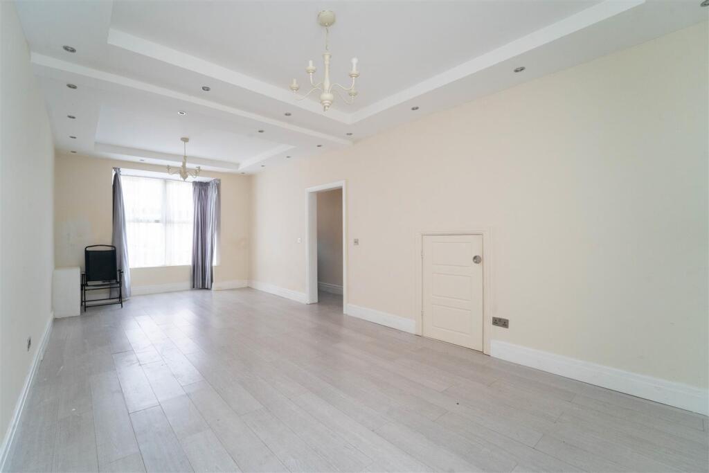 House in Manchester, Moss Side - View 2