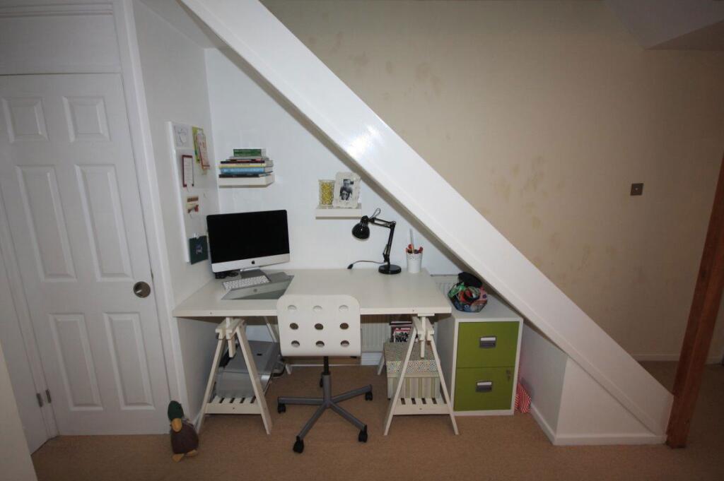 House in Stoke-on-Trent - More