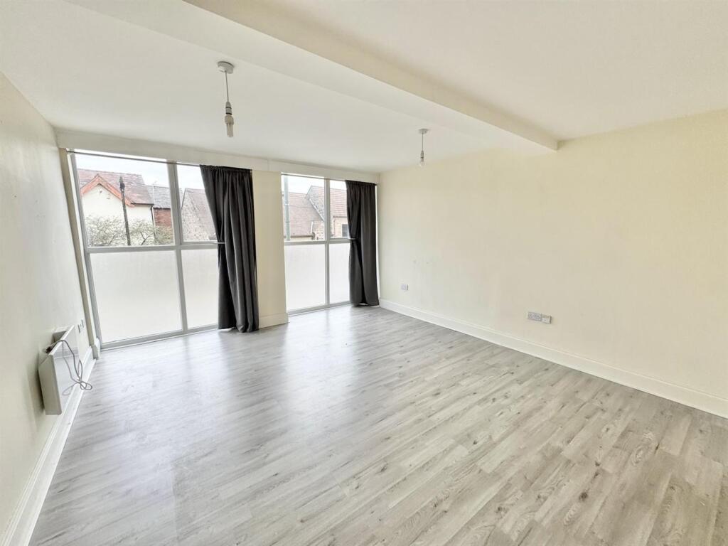 Gardiners Court, Mansfield Woodhouse, Mansfield photo 2
