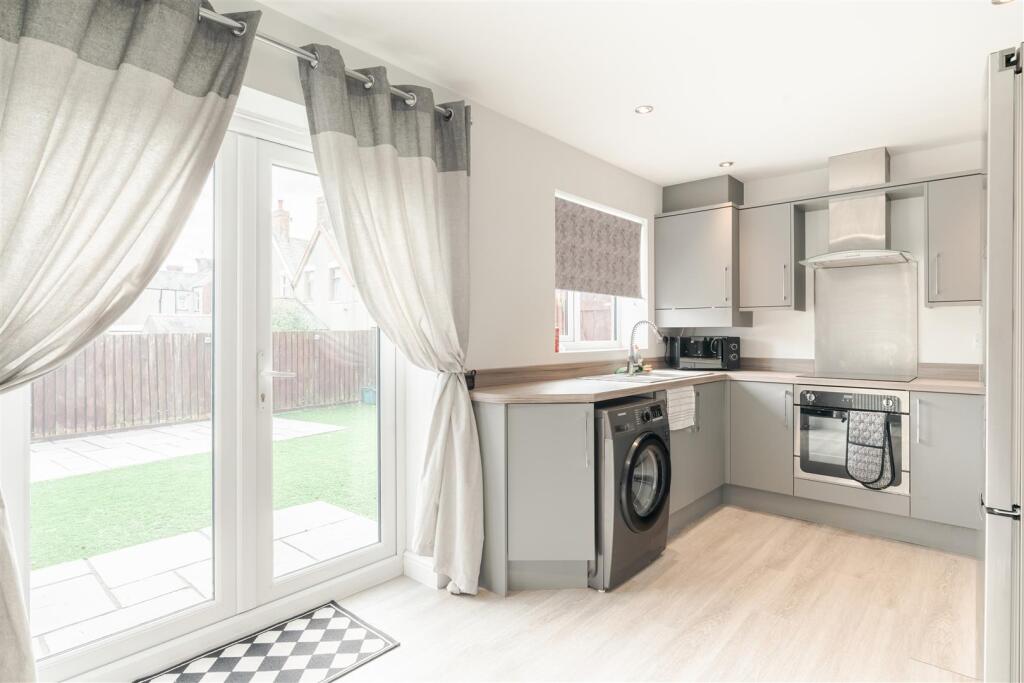 House in Barrow-in-Furness, Ormsgill, Barrow - More