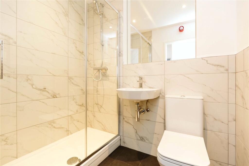 5 bedroom apartment for rent
