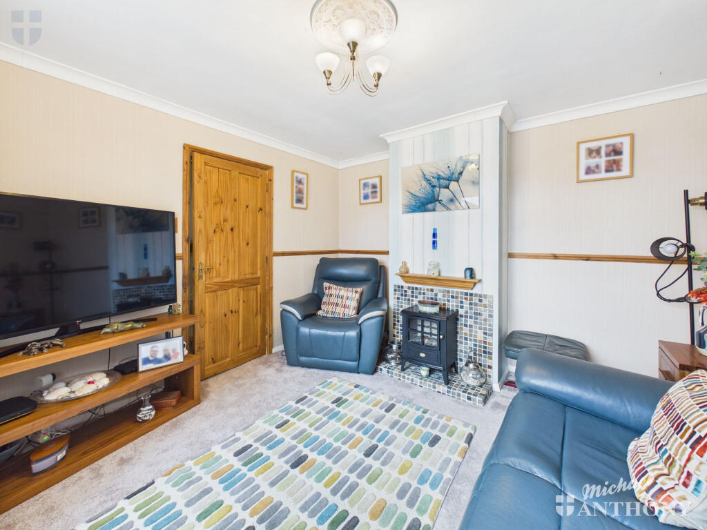 Orchard Close, Stoke Mandeville photo 3