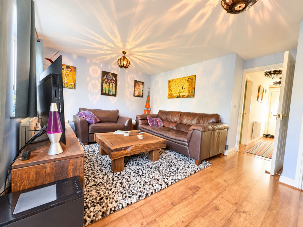 Woodyard Close, Castle Gresley, DE11 photo 4